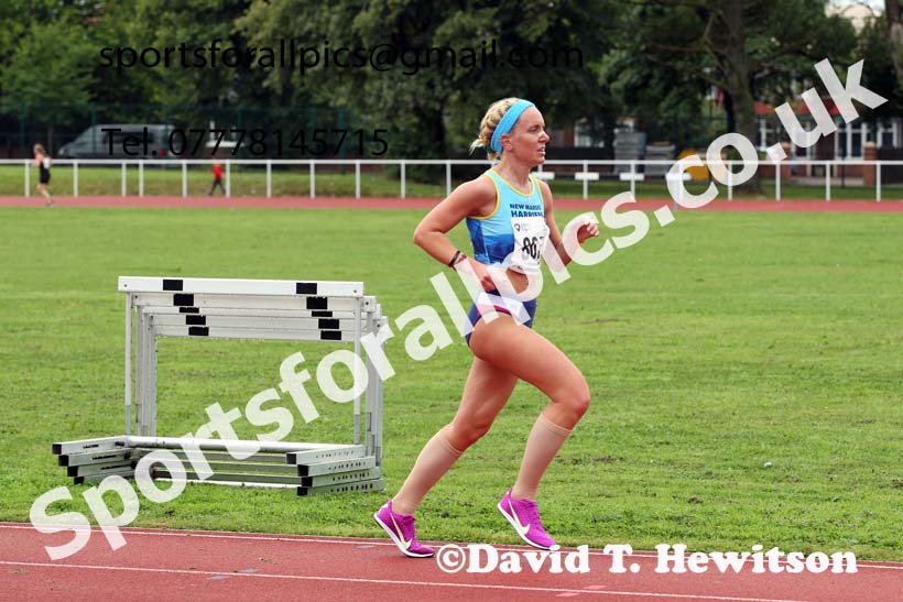 Womens 5000 metres, 2021 North Eastern Track and Field Champs., Middesbrough. Photo: David T. Hewitson/Sports for All Pics